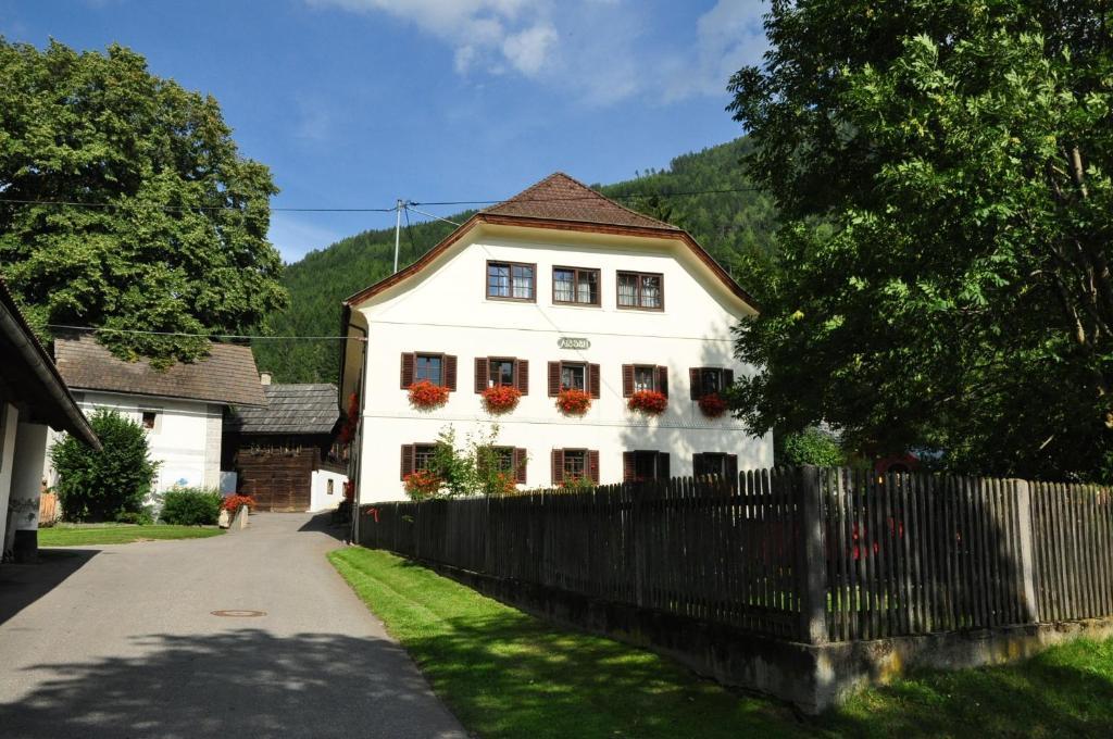 Familienbauernhof Glawischnig-Hofer Gmund in Karnten Exterior foto